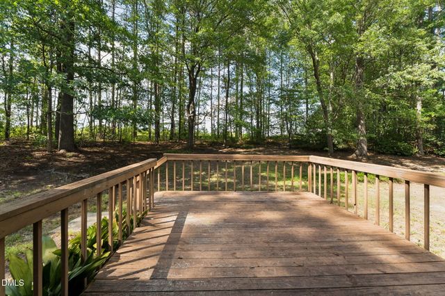 315 Acorn Drive, Sanford, NC 27330