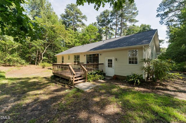 315 Acorn Drive, Sanford, NC 27330