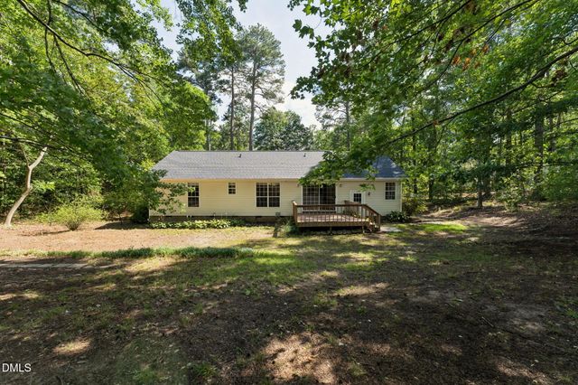 315 Acorn Drive, Sanford, NC 27330