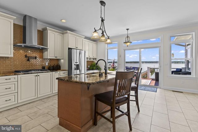 24814 HALF PONE POINT RD, Hollywood, MD 20636