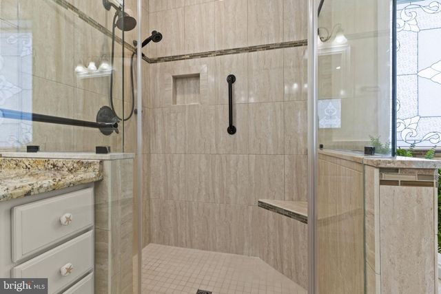 24814 HALF PONE POINT RD, Hollywood, MD 20636
