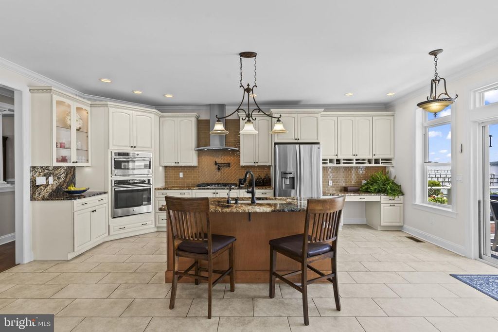Image 17 of property listing at 24814 HALF PONE POINT RD, Hollywood, MD 20636