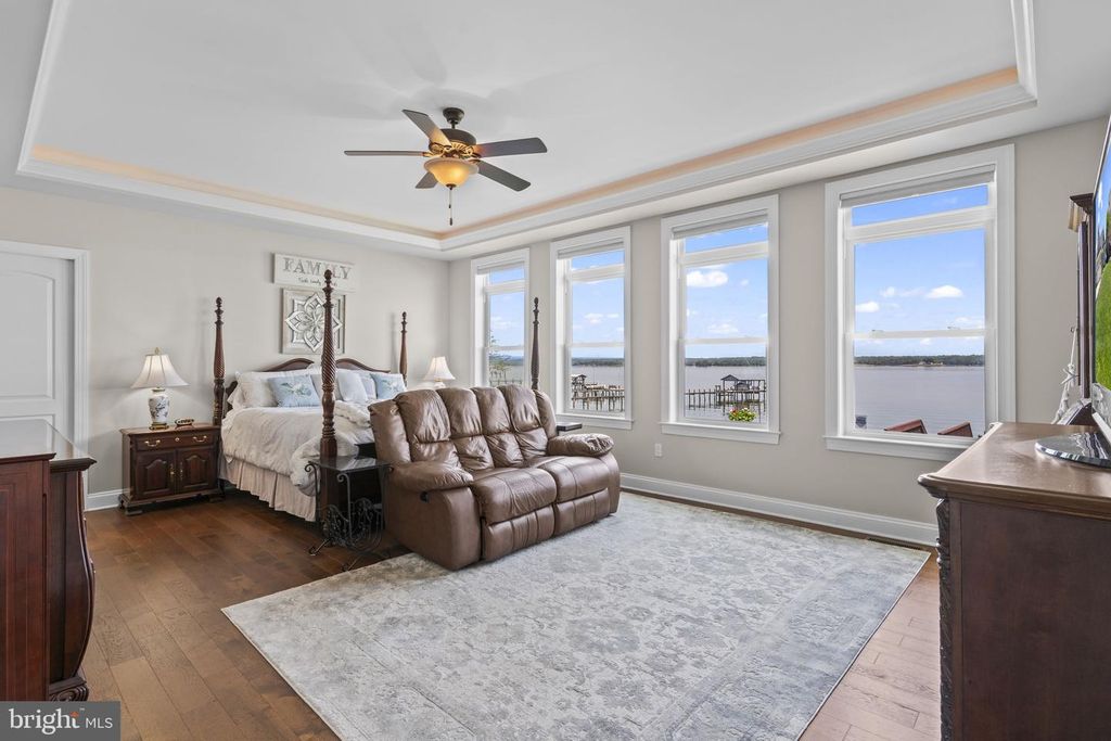Image 24 of property listing at 24814 HALF PONE POINT RD, Hollywood, MD 20636