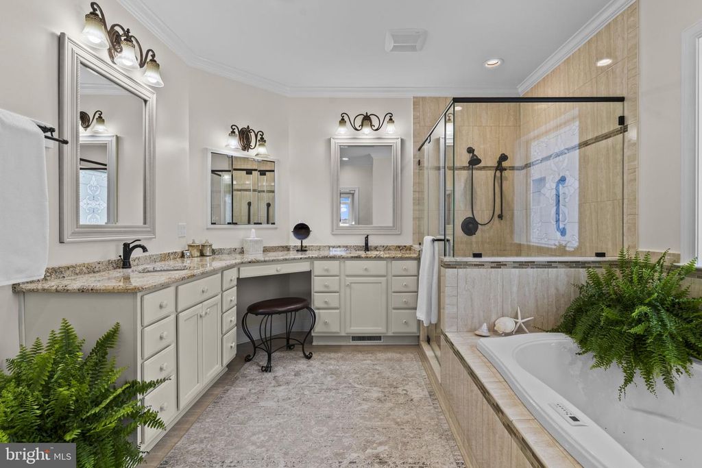 Image 26 of property listing at 24814 HALF PONE POINT RD, Hollywood, MD 20636