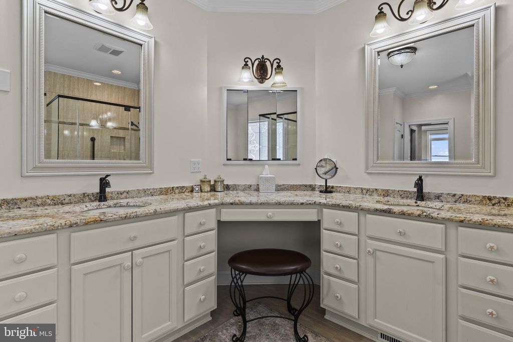 Image 28 of property listing at 24814 HALF PONE POINT RD, Hollywood, MD 20636