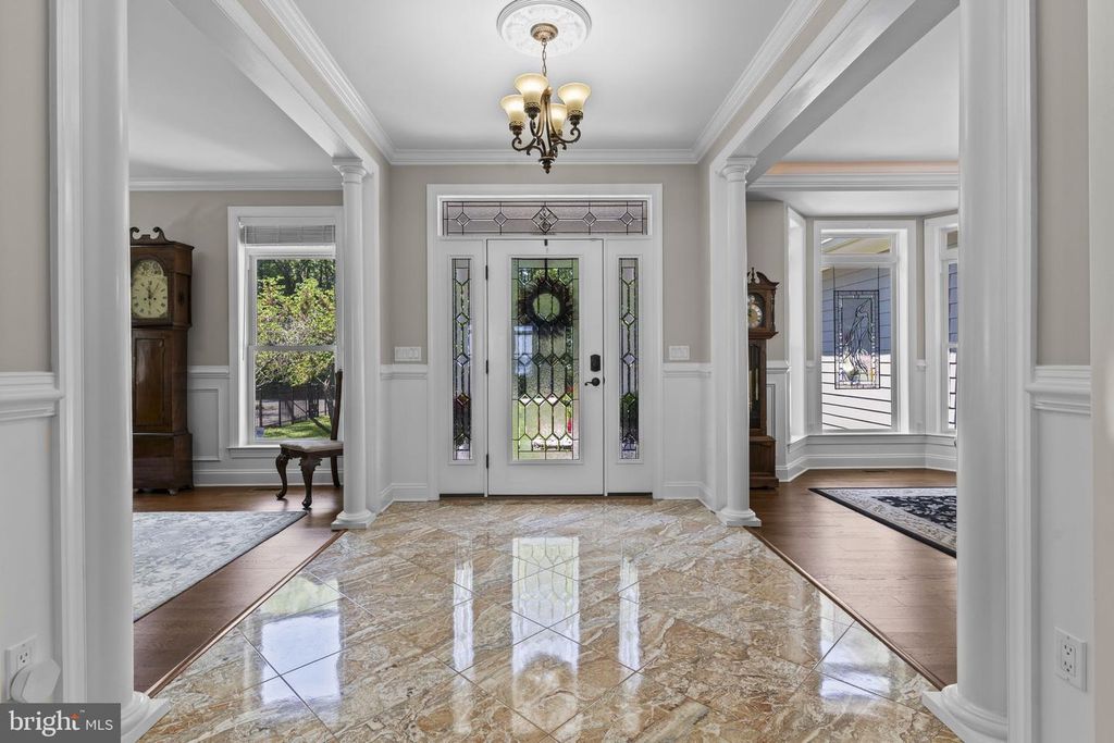 Image 3 of property listing at 24814 HALF PONE POINT RD, Hollywood, MD 20636