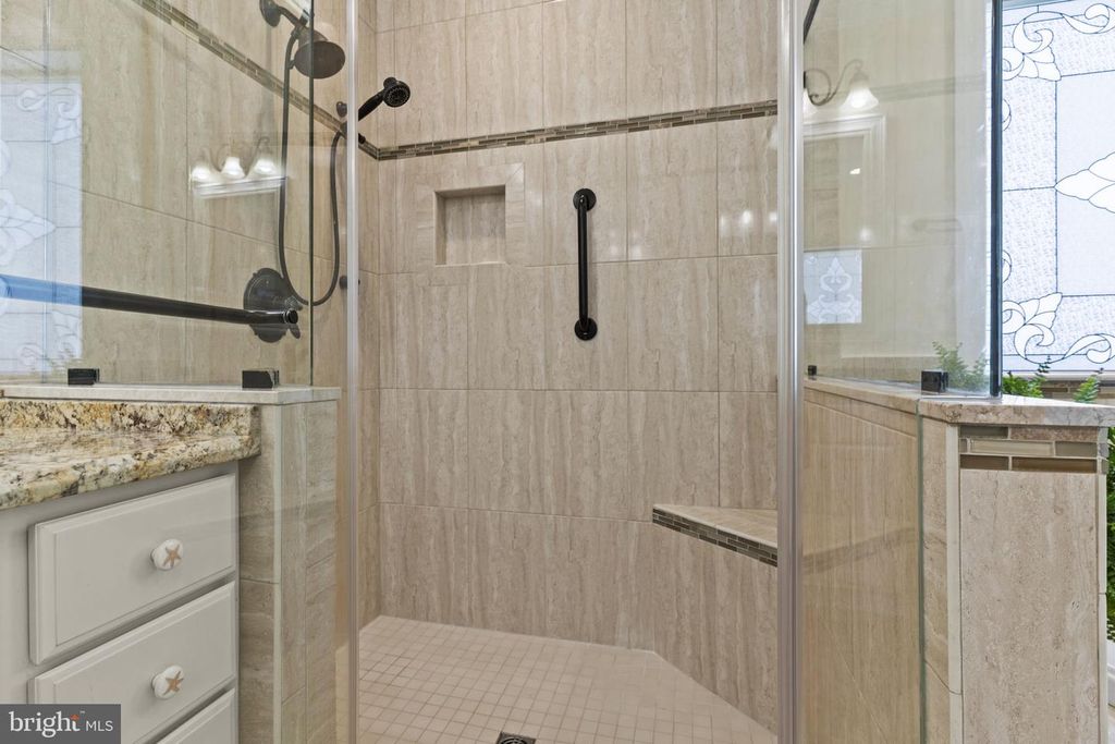 Image 30 of property listing at 24814 HALF PONE POINT RD, Hollywood, MD 20636