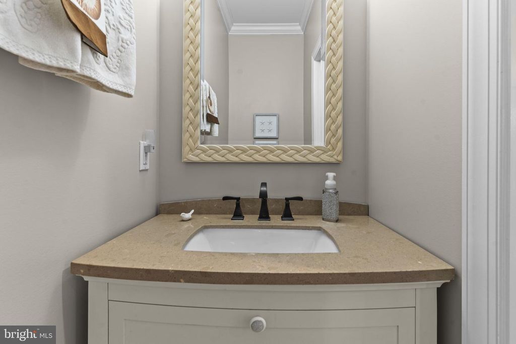 Image 33 of property listing at 24814 HALF PONE POINT RD, Hollywood, MD 20636