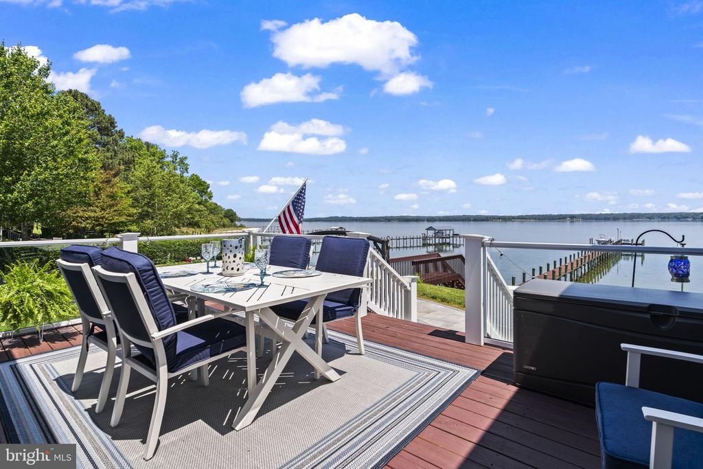 Image 48 of property listing at 24814 HALF PONE POINT RD, Hollywood, MD 20636