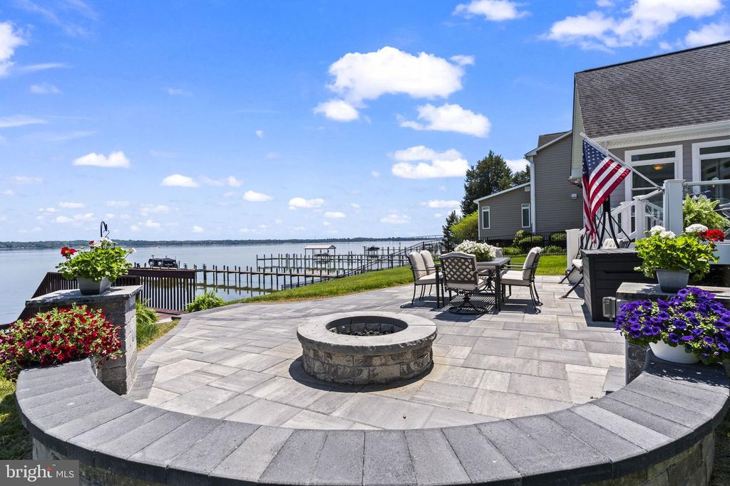 Image 49 of property listing at 24814 HALF PONE POINT RD, Hollywood, MD 20636
