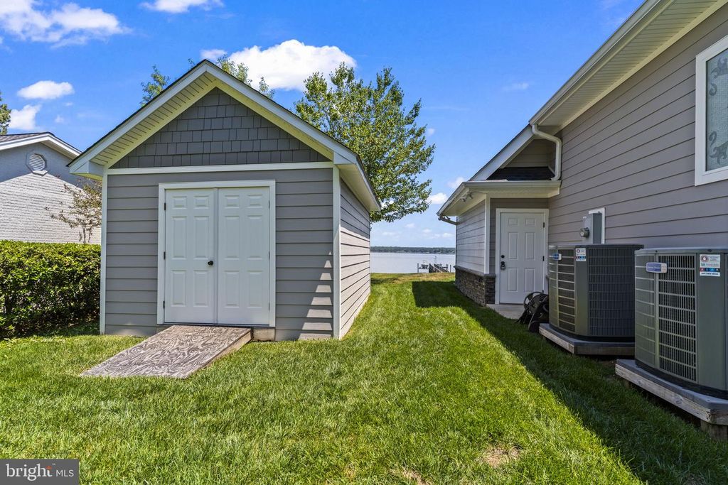 Image 50 of property listing at 24814 HALF PONE POINT RD, Hollywood, MD 20636