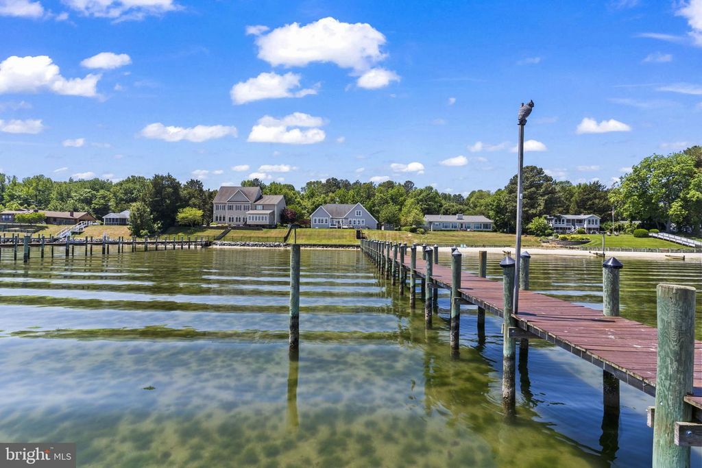 Image 61 of property listing at 24814 HALF PONE POINT RD, Hollywood, MD 20636