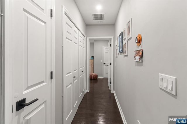 226 The Promenade, Edgewater, NJ 07020