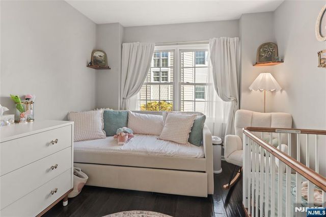 226 The Promenade, Edgewater, NJ 07020