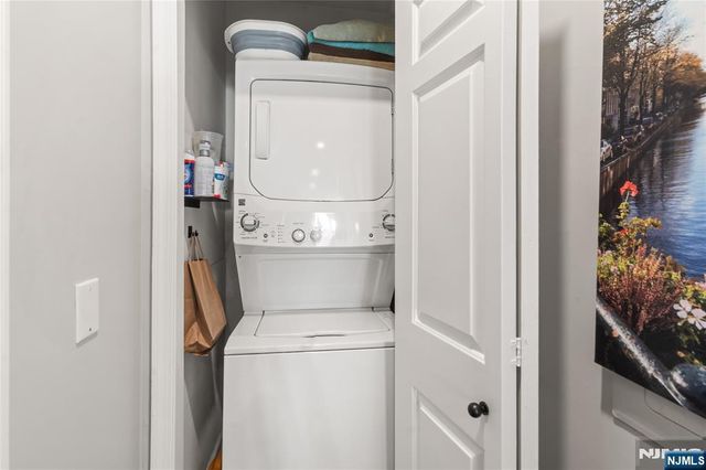 226 The Promenade, Edgewater, NJ 07020