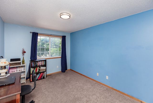 3701 Brook Ridge Court 603, Des Moines, IA 50317