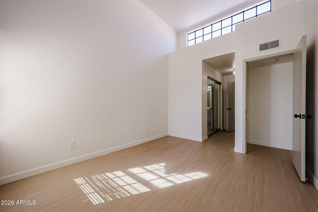 1126 W ELLIOT Road 2040, Chandler, AZ 85224