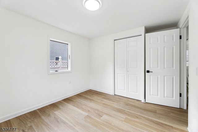 42 Smith St, Hope Twp., NJ 07825