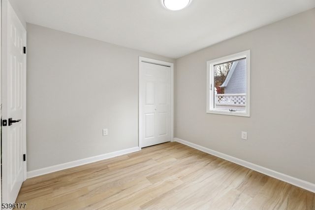 42 Smith St, Hope Twp., NJ 07825