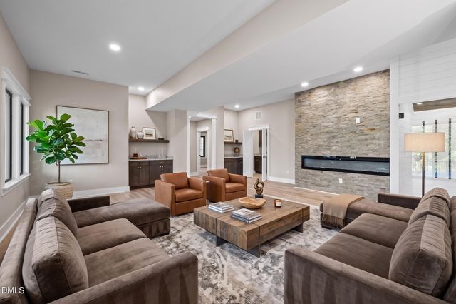 10363 Nash, Chapel Hill, NC 27517