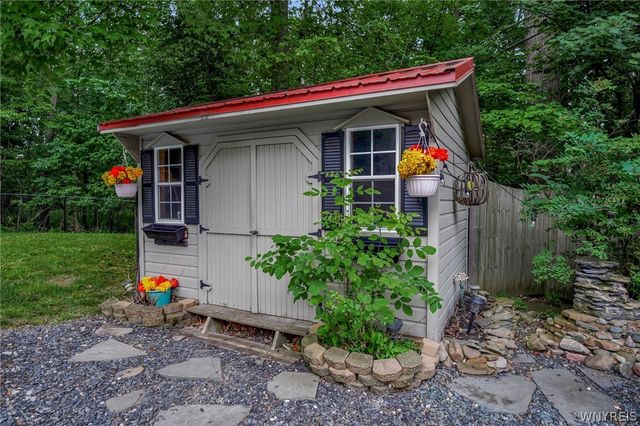 265 Paradise Road, Amherst, NY 14051