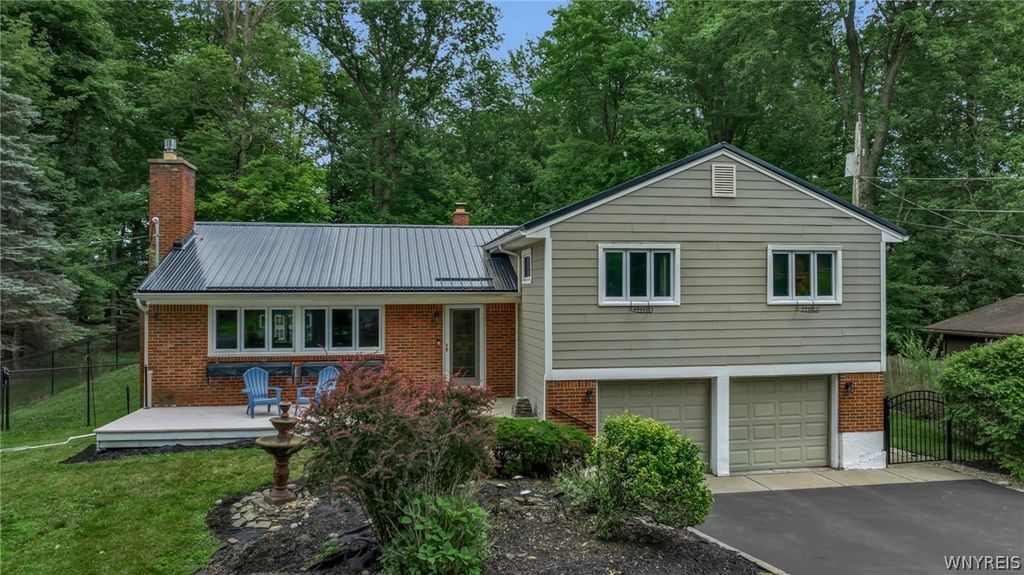 265 Paradise Road, Amherst, NY 14051