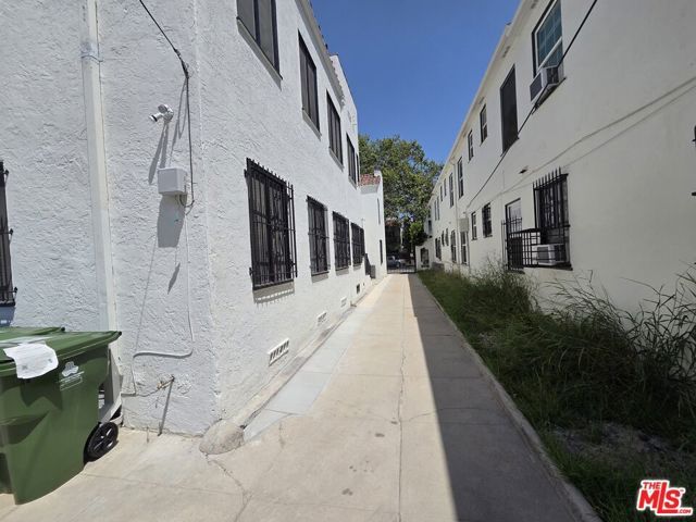 351 S Detroit Street 4, Los Angeles, CA 90036