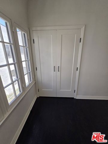 351 S Detroit Street 4, Los Angeles, CA 90036
