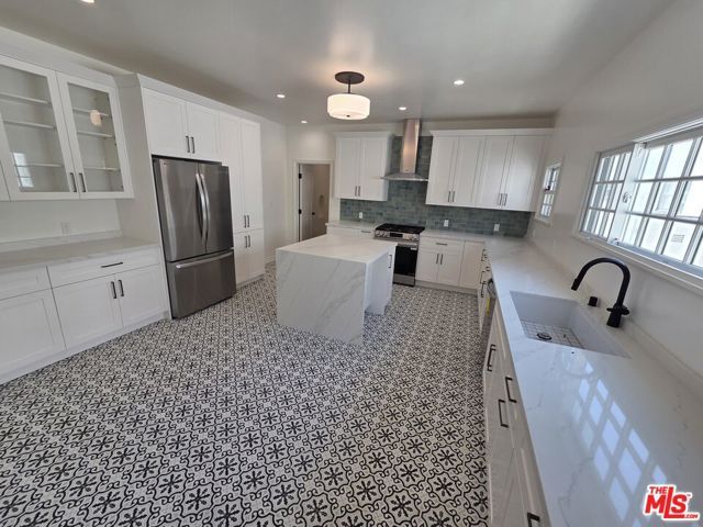351 S Detroit Street 4, Los Angeles, CA 90036