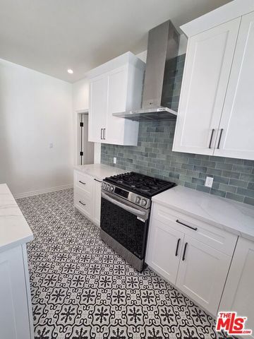 351 S Detroit Street 4, Los Angeles, CA 90036