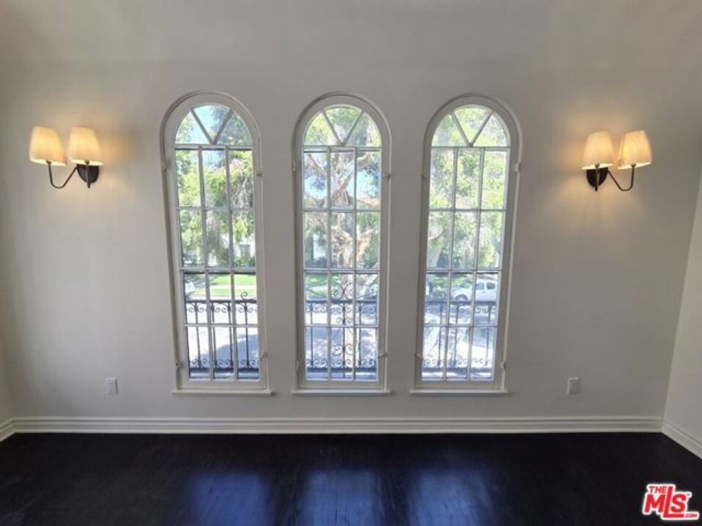 351 S Detroit Street 4, Los Angeles, CA 90036