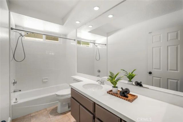 26732 Trasmiras, Mission Viejo, CA 92692