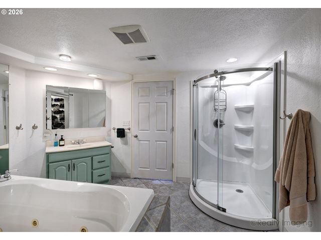8106 Se 67TH Ave, Portland, OR 97206