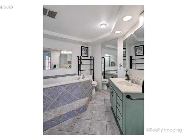 8106 Se 67TH Ave, Portland, OR 97206