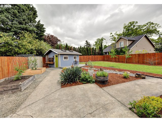 8106 Se 67TH Ave, Portland, OR 97206