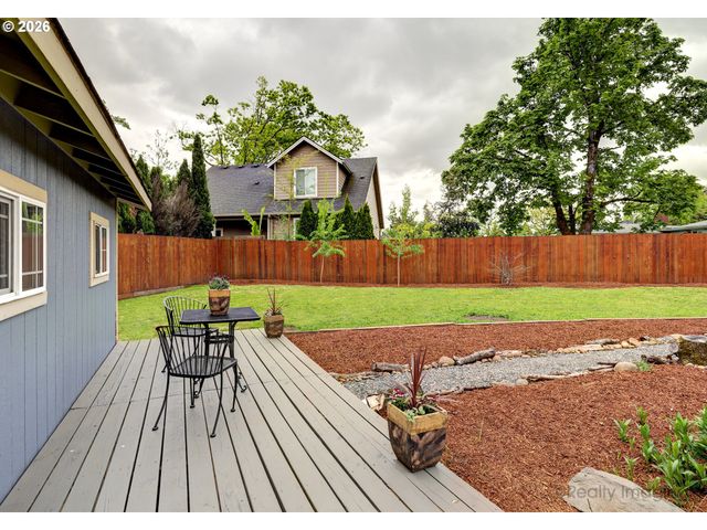 8106 Se 67TH Ave, Portland, OR 97206