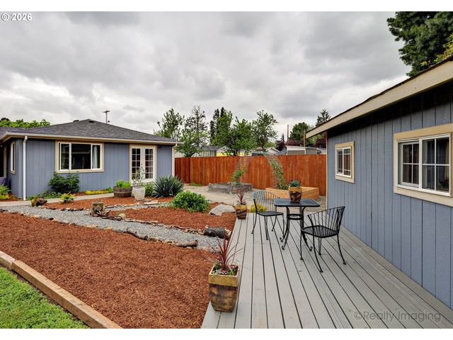 8106 Se 67TH Ave, Portland, OR 97206