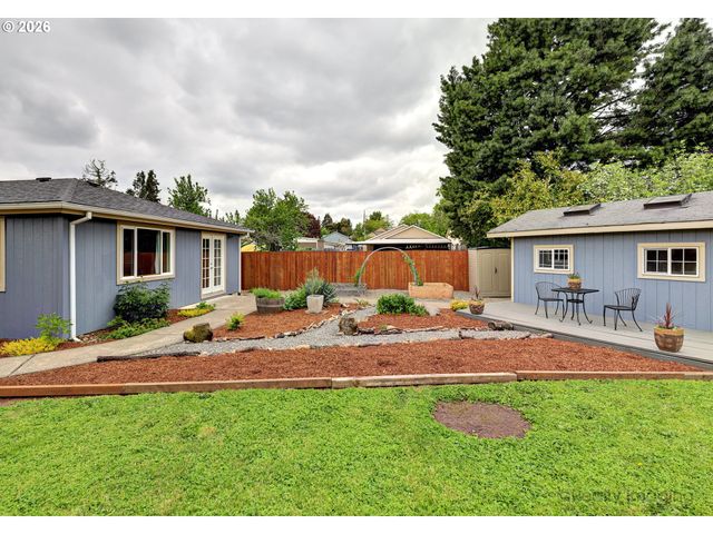8106 Se 67TH Ave, Portland, OR 97206