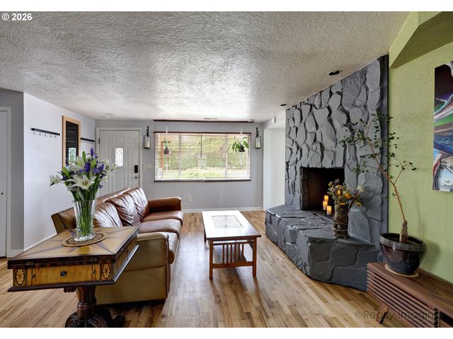 8106 Se 67TH Ave, Portland, OR 97206