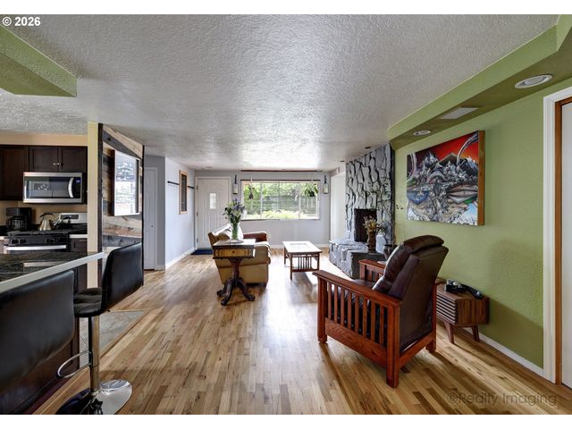 8106 Se 67TH Ave, Portland, OR 97206