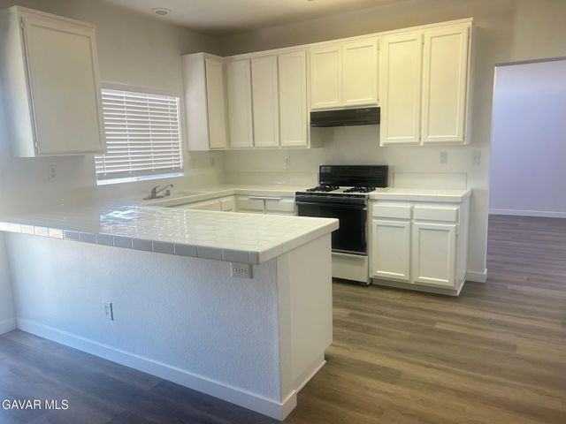 3039 Conestoga Canyon Road, Palmdale, CA 93550