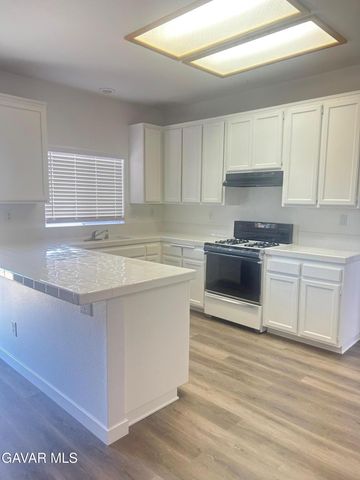 3039 Conestoga Canyon Road, Palmdale, CA 93550