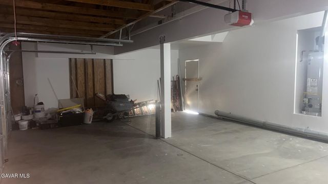 3039 Conestoga Canyon Road, Palmdale, CA 93550