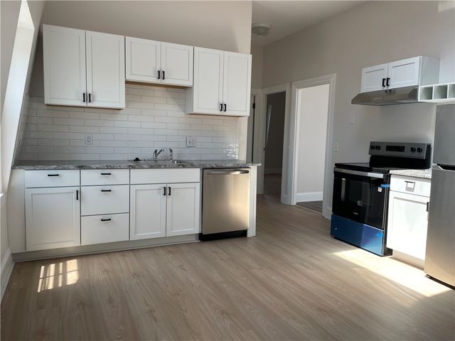358 Carpenter Street 9, Providence, RI 02909