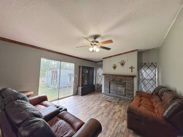 10372 Dover Lane, Dardanelle, AR 72834