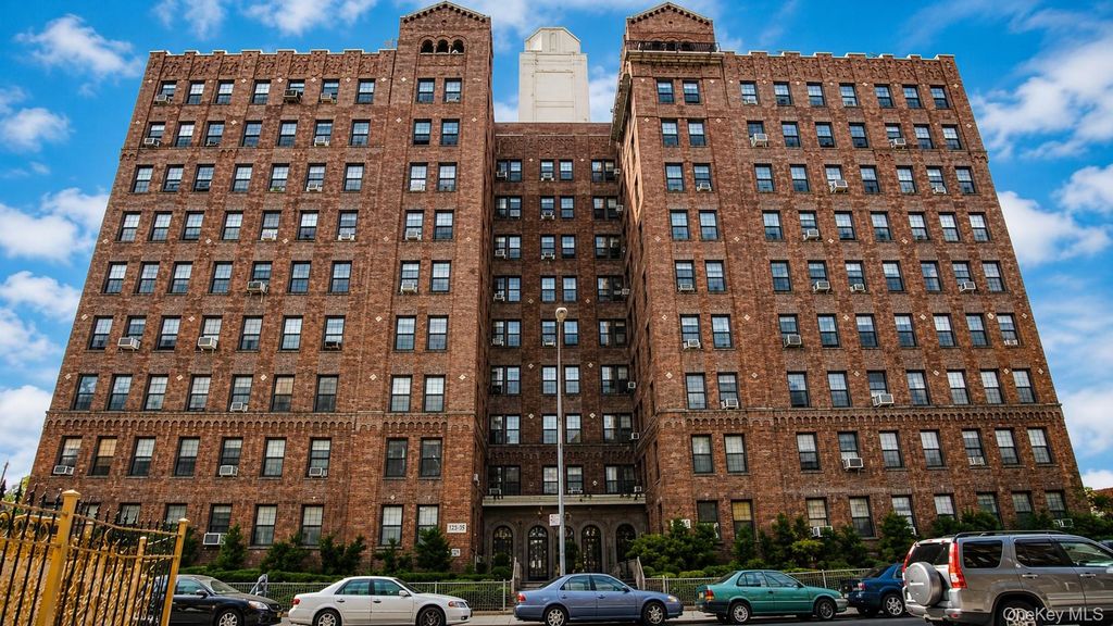 83-00 Talbot Street PH-10D, Kew Gardens, NY 11415 — exterior