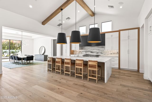 5639 N 68TH Place, Paradise Valley, AZ 85253