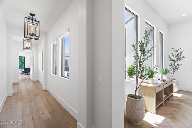 5639 N 68TH Place, Paradise Valley, AZ 85253