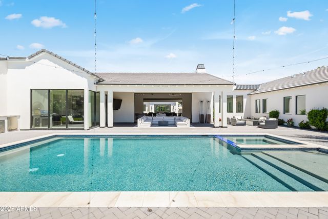 5639 N 68TH Place, Paradise Valley, AZ 85253