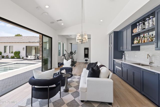 5639 N 68TH Place, Paradise Valley, AZ 85253